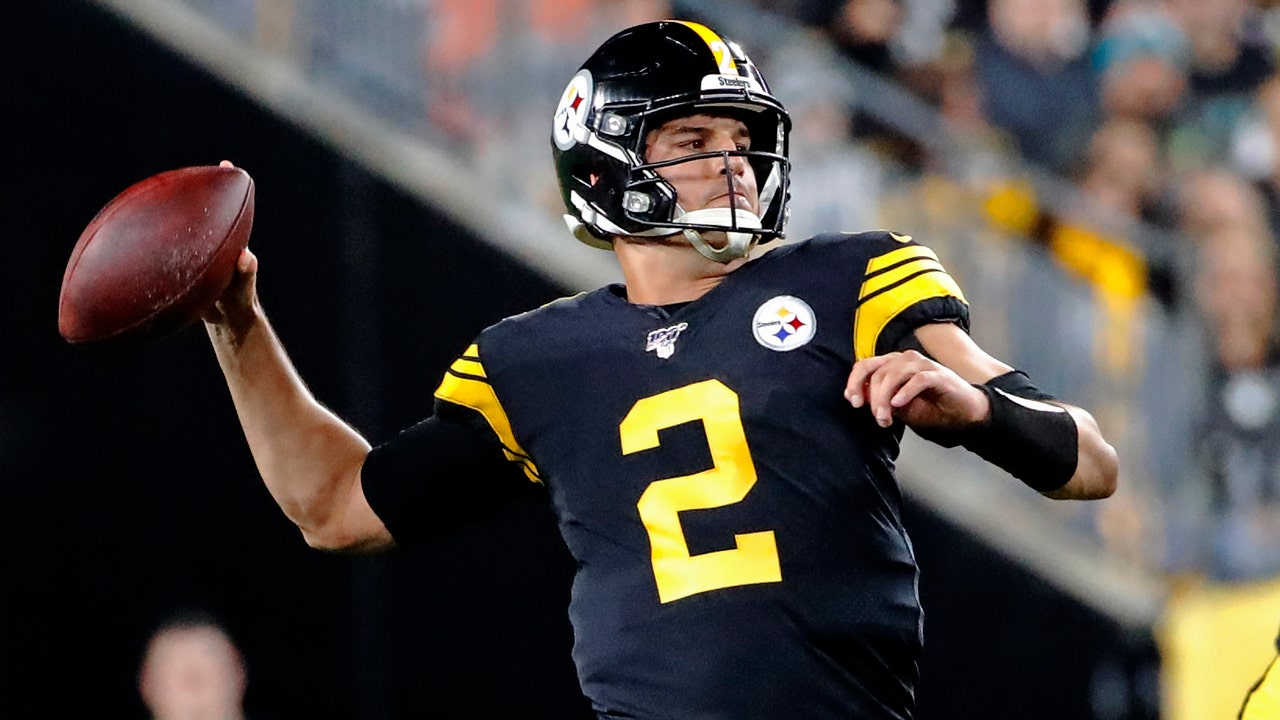 Steelers holding the line despite QB shuffle